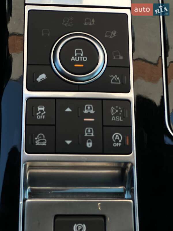 Позашляховик / Кросовер Land Rover Range Rover 2016 в Києві фото 41 Позашляховик / Кросовер Land Rover Range Rover 2016 в Києві