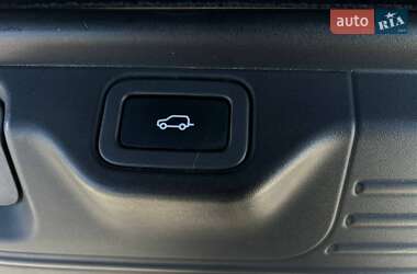 Позашляховик / Кросовер Land Rover Range Rover 2016 в  фото 58 Позашляховик / Кросовер Land Rover Range Rover 2016 в