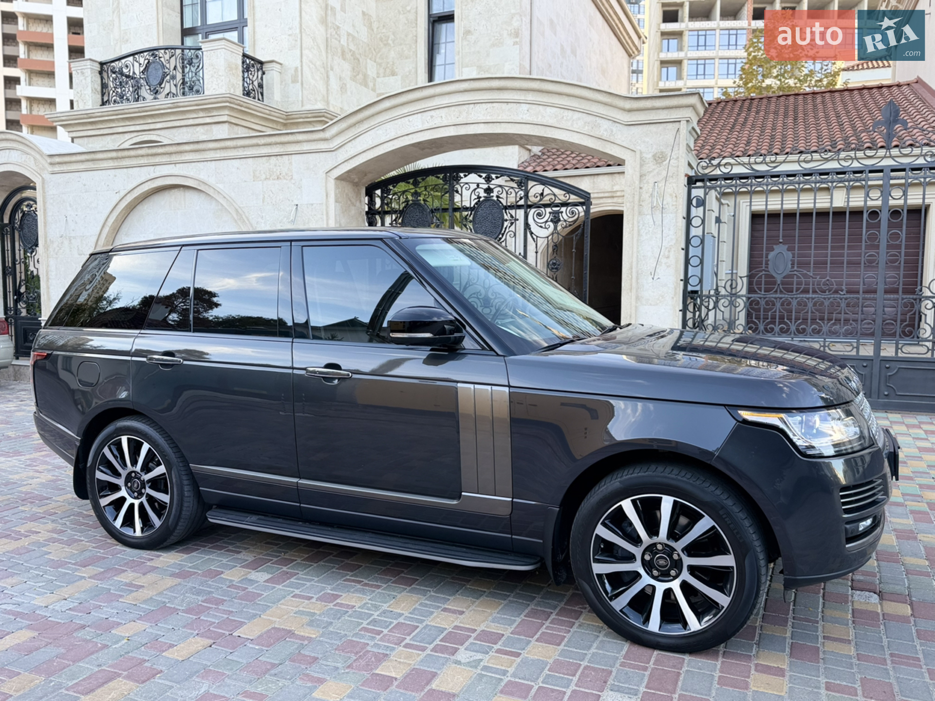 2013 Land Rover Range Rover - мініатюра 4