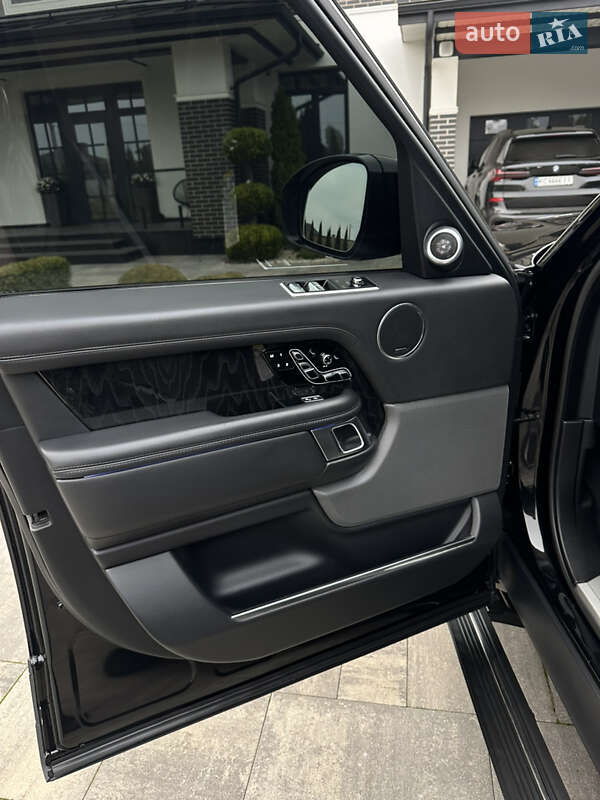 Внедорожник / Кроссовер Land Rover Range Rover 2018 в Киеве