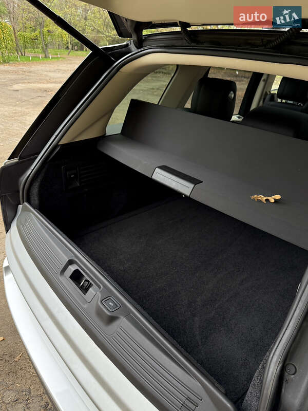 Внедорожник / Кроссовер Land Rover Range Rover 2016 в Одессе фото 8 Внедорожник / Кроссовер Land Rover Range Rover 2016 в Одессе
