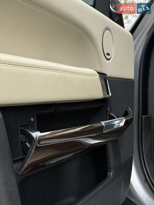 Внедорожник / Кроссовер Land Rover Range Rover 2016 в Одессе фото 13 Внедорожник / Кроссовер Land Rover Range Rover 2016 в Одессе