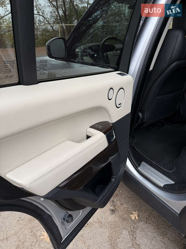 Внедорожник / Кроссовер Land Rover Range Rover 2016 в Одессе фото 42 Внедорожник / Кроссовер Land Rover Range Rover 2016 в Одессе