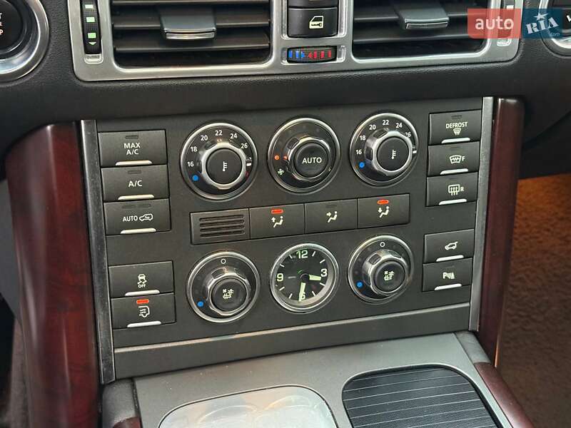 Внедорожник / Кроссовер Land Rover Range Rover 2010 в Хмельницком