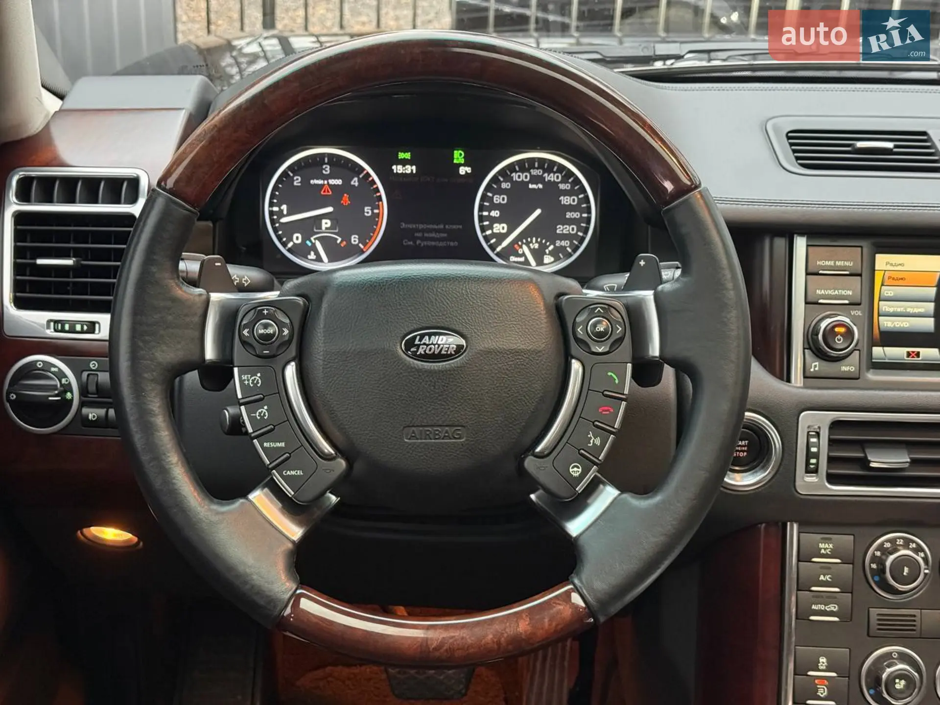 2010 Land Rover Range Rover - мініатюра 37