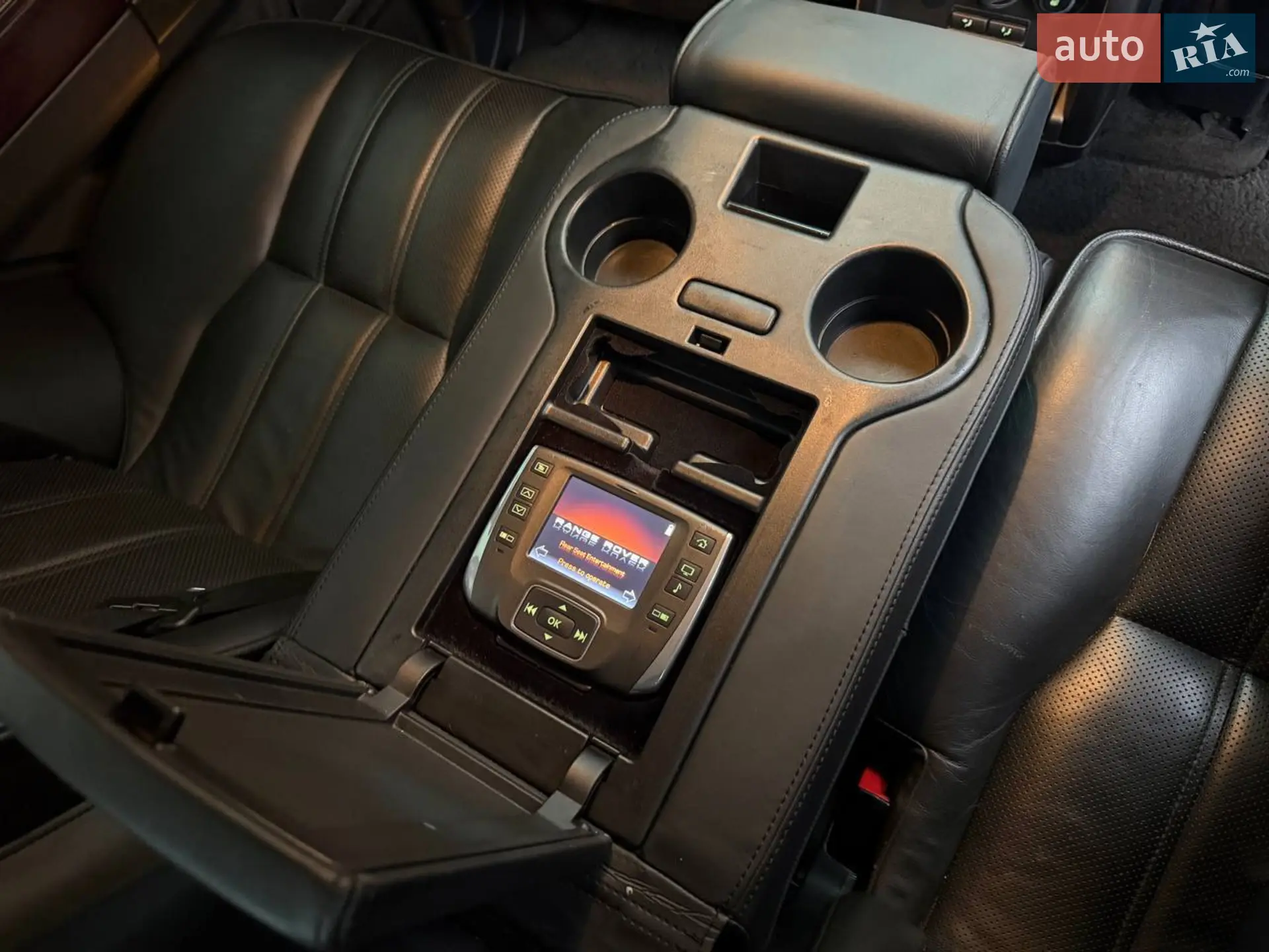 2010 Land Rover Range Rover - мініатюра 33