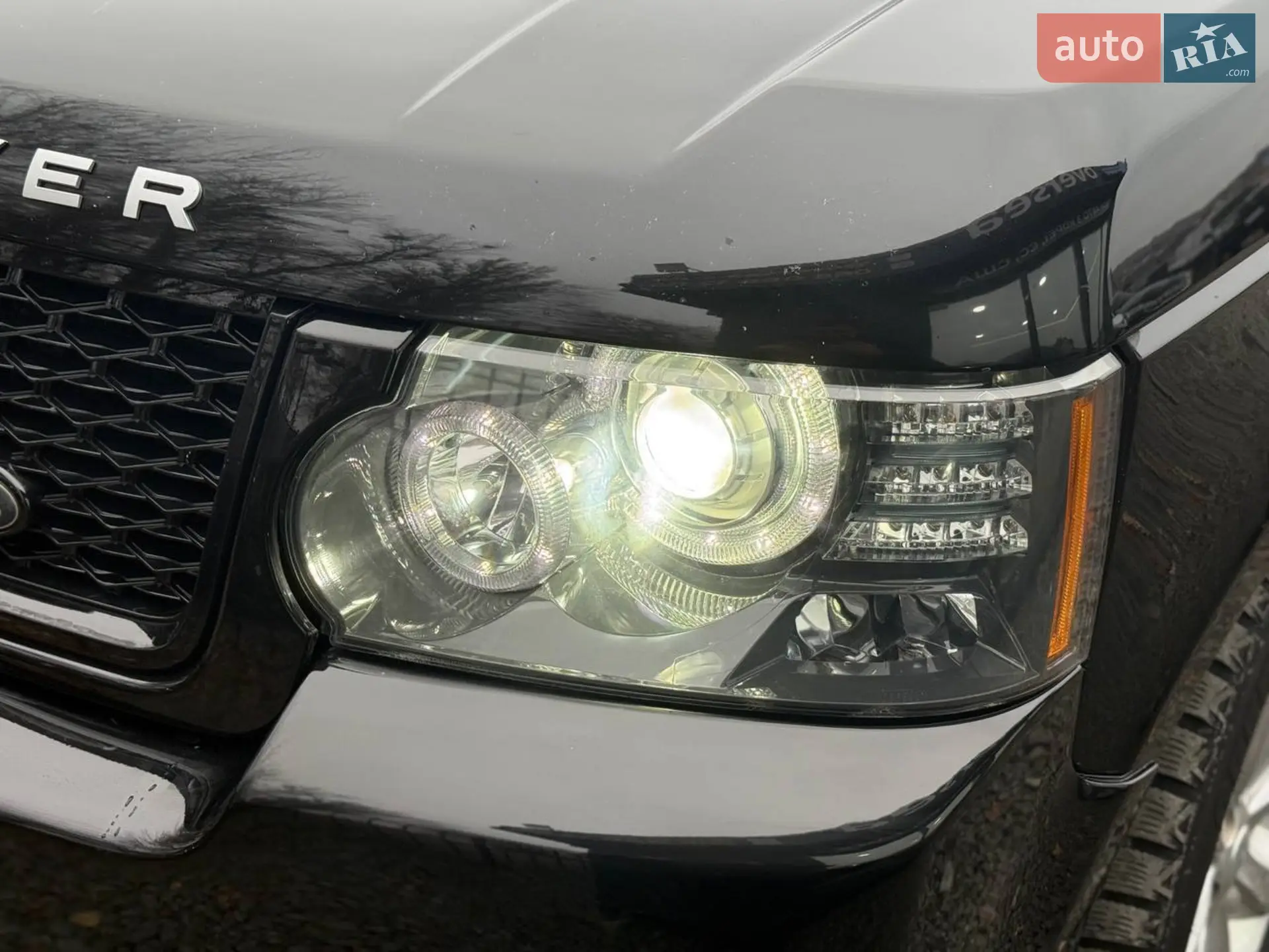 2010 Land Rover Range Rover - мініатюра 20