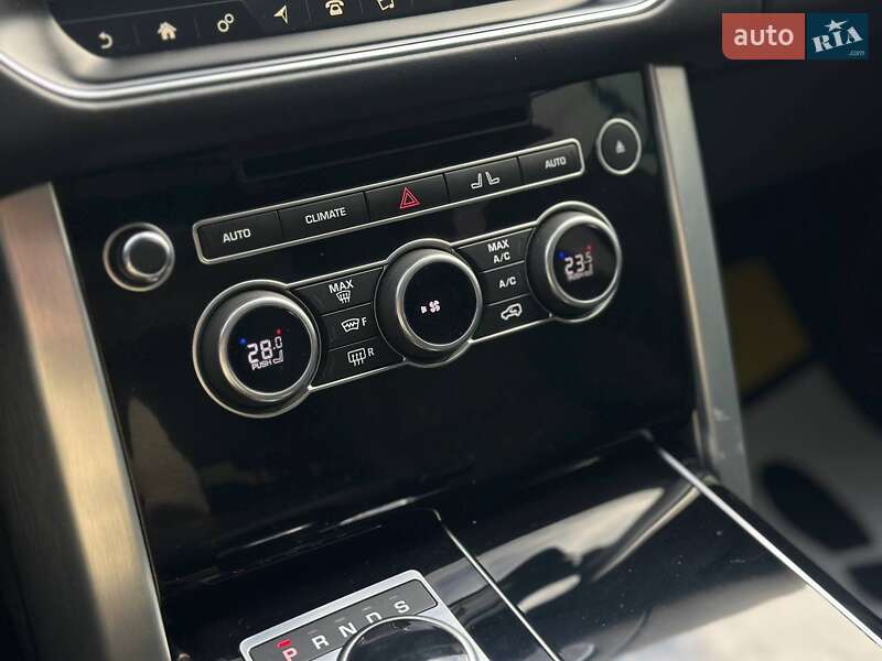 Внедорожник / Кроссовер Land Rover Range Rover 2017 в Ивано-Франковске фото 19 Внедорожник / Кроссовер Land Rover Range Rover 2017 в Ивано-Франковске