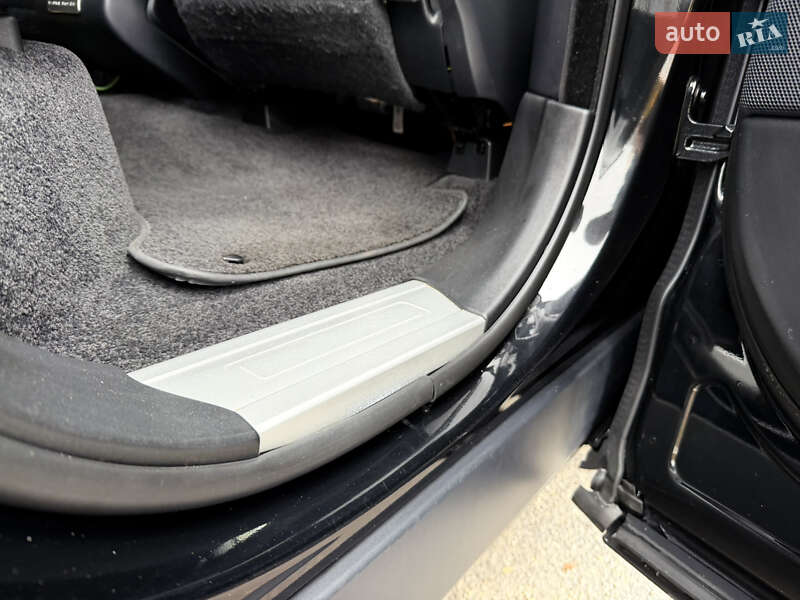 Позашляховик / Кросовер Land Rover Range Rover 2016 в Києві фото 36 Позашляховик / Кросовер Land Rover Range Rover 2016 в Києві