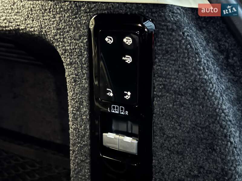 Внедорожник / Кроссовер Land Rover Range Rover 2023 в Тернополе