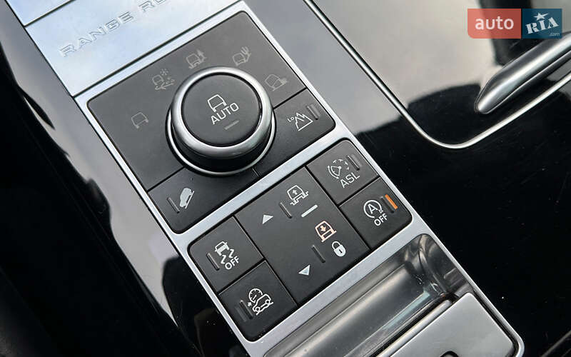 Внедорожник / Кроссовер Land Rover Range Rover 2016 в Львове