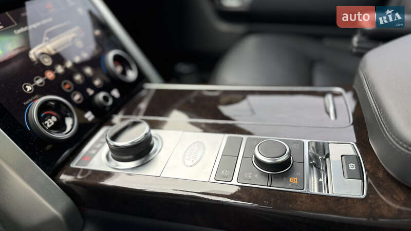 Внедорожник / Кроссовер Land Rover Range Rover 2017 в Киеве