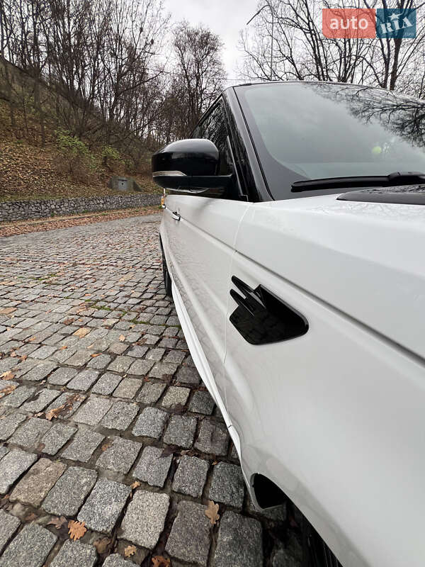 Внедорожник / Кроссовер Land Rover Range Rover 2018 в Киеве фото 46 Внедорожник / Кроссовер Land Rover Range Rover 2018 в Киеве
