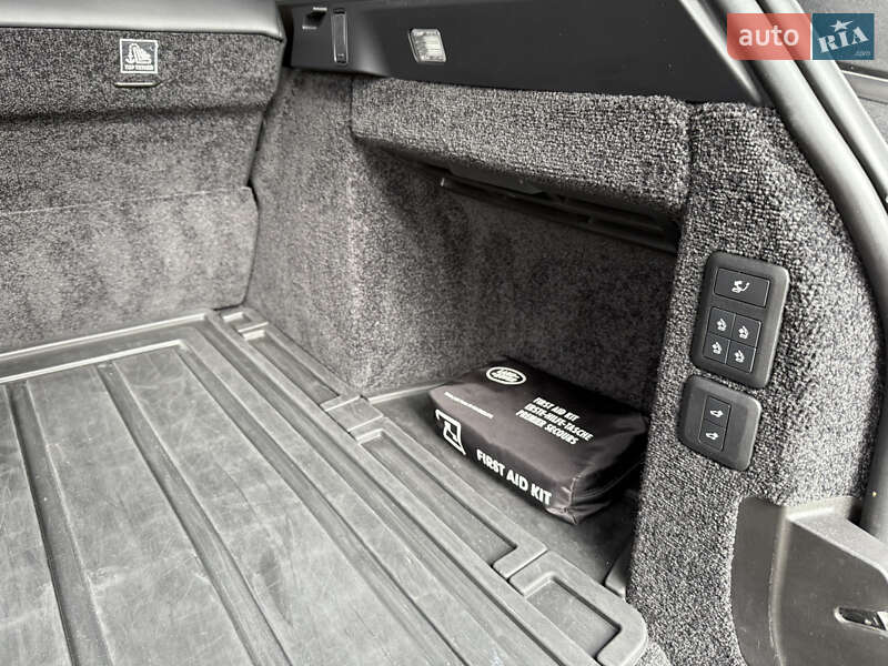 Позашляховик / Кросовер Land Rover Range Rover 2021 в Ірпені фото 13 Позашляховик / Кросовер Land Rover Range Rover 2021 в Ірпені