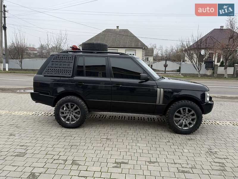 Внедорожник / Кроссовер Land Rover Range Rover 2003 в Черновцах