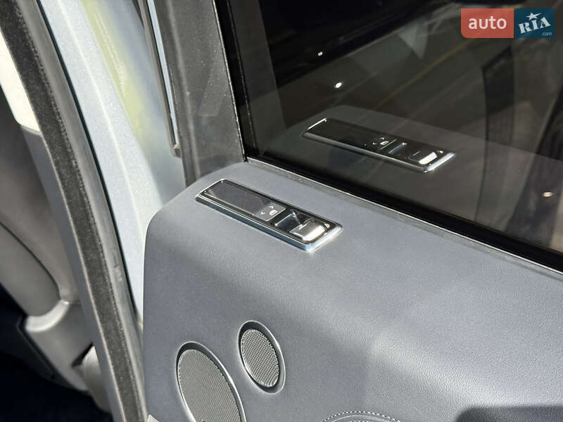 Внедорожник / Кроссовер Land Rover Range Rover 2018 в Тернополе