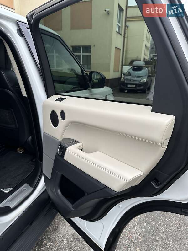 Внедорожник / Кроссовер Land Rover Range Rover 2013 в Киеве фото 18 Внедорожник / Кроссовер Land Rover Range Rover 2013 в Киеве