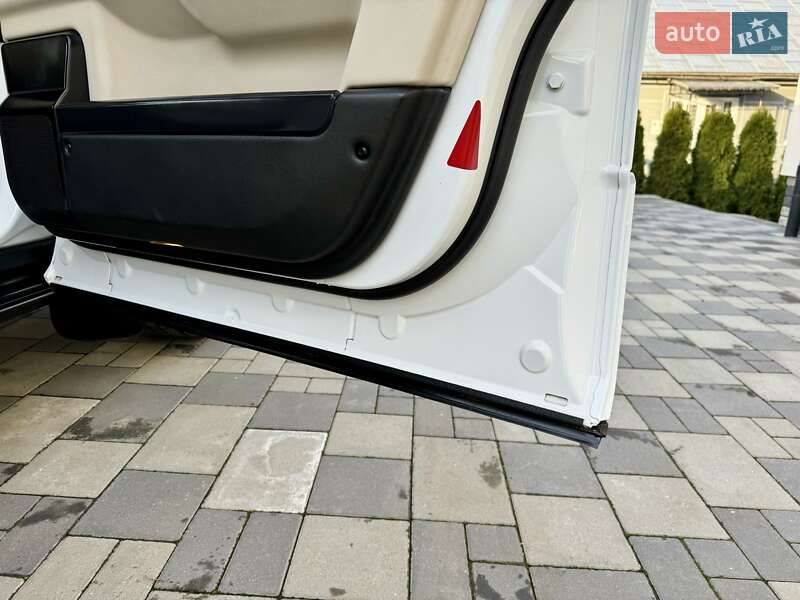 Внедорожник / Кроссовер Land Rover Range Rover 2010 в Черновцах фото 76 Внедорожник / Кроссовер Land Rover Range Rover 2010 в Черновцах