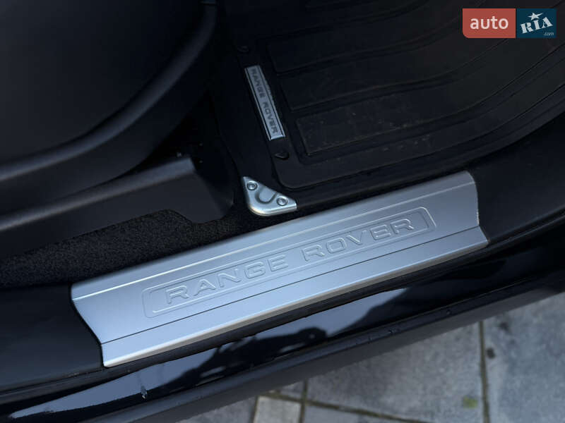 Внедорожник / Кроссовер Land Rover Range Rover 2018 в Львове