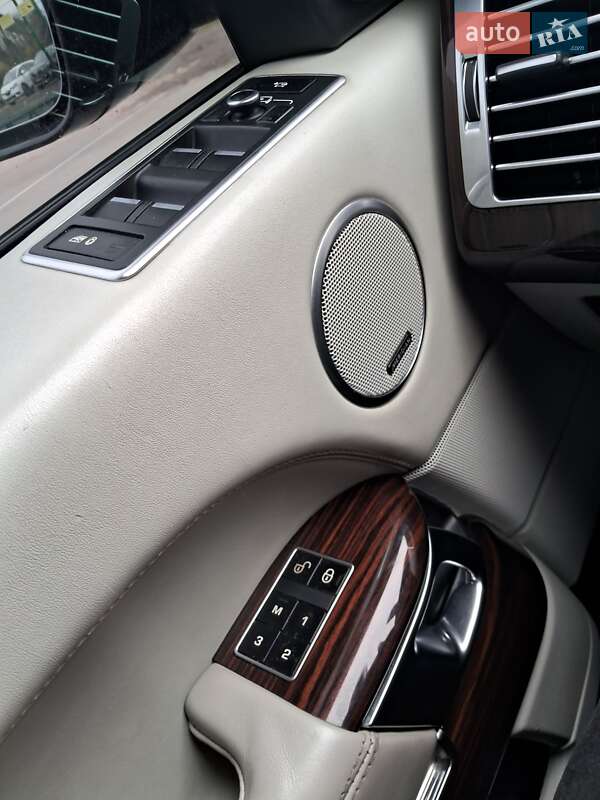 Позашляховик / Кросовер Land Rover Range Rover 2015 в Луцьку