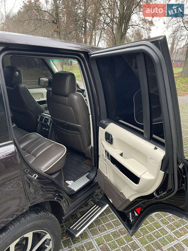 Внедорожник / Кроссовер Land Rover Range Rover 2012 в Петропавловской Борщаговке