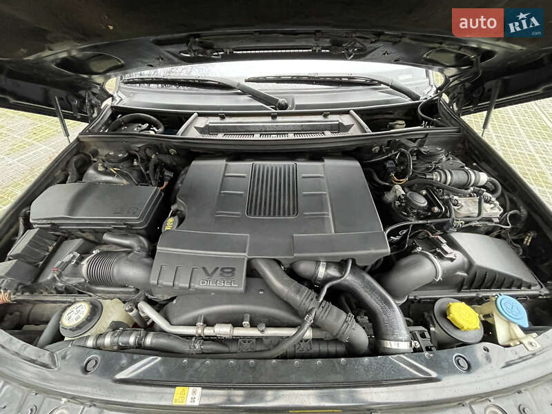 Внедорожник / Кроссовер Land Rover Range Rover 2012 в Петропавловской Борщаговке