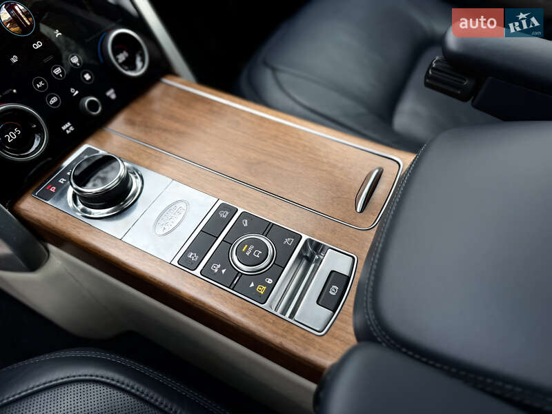 Внедорожник / Кроссовер Land Rover Range Rover 2018 в Киеве