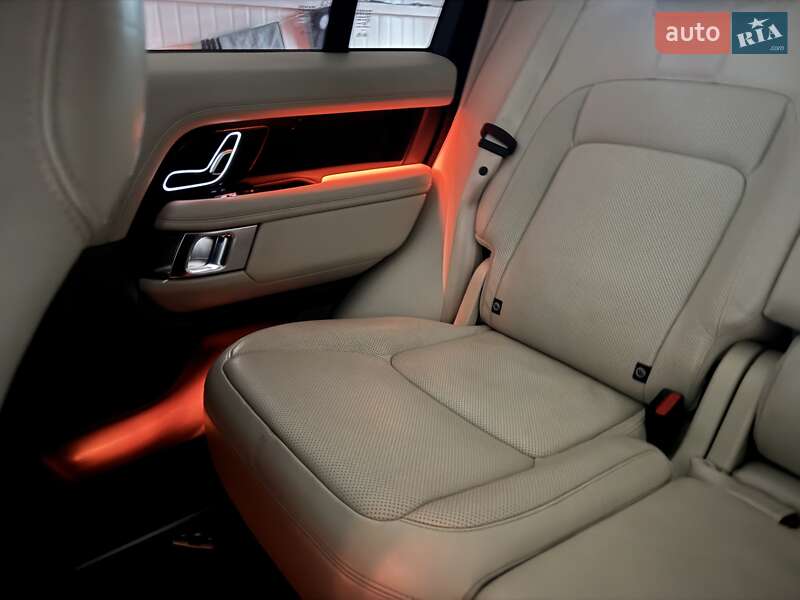 Внедорожник / Кроссовер Land Rover Range Rover 2018 в Тернополе