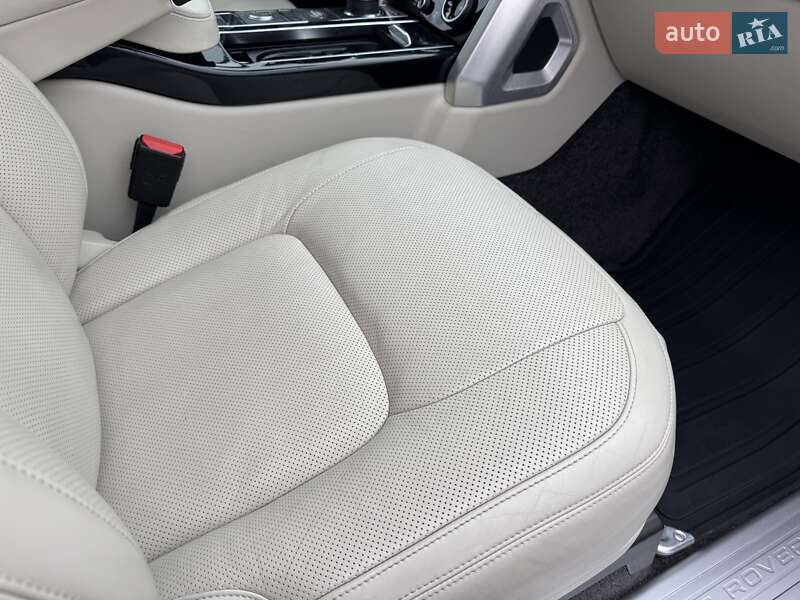 Внедорожник / Кроссовер Land Rover Range Rover 2018 в Тернополе