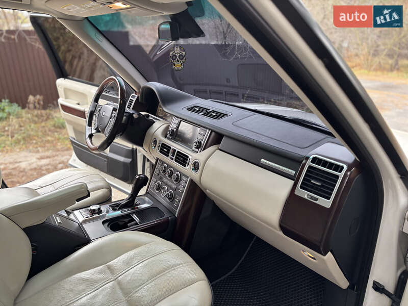 Позашляховик / Кросовер Land Rover Range Rover 2010 в Києві