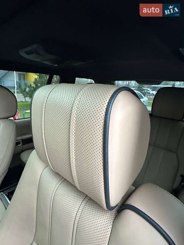 Позашляховик / Кросовер Land Rover Range Rover 2010 в Києві