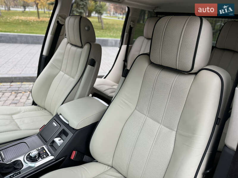 Позашляховик / Кросовер Land Rover Range Rover 2010 в Харкові