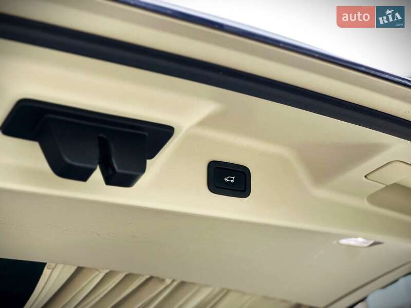 Позашляховик / Кросовер Land Rover Range Rover 2018 в Києві