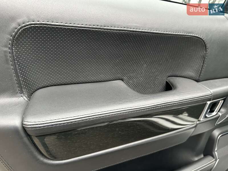 Внедорожник / Кроссовер Land Rover Range Rover 2010 в Киеве фото 39 Внедорожник / Кроссовер Land Rover Range Rover 2010 в Киеве