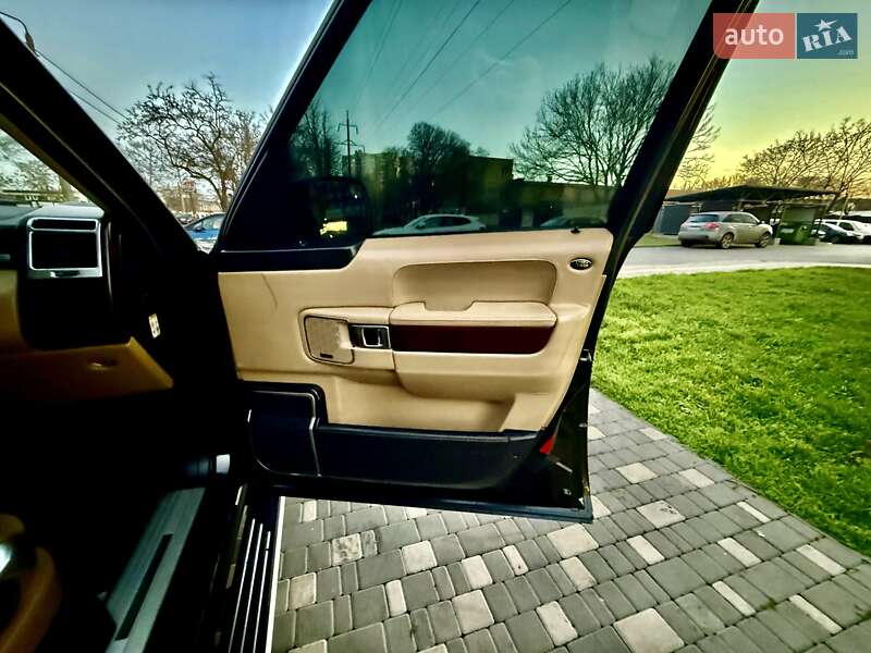 Позашляховик / Кросовер Land Rover Range Rover 2011 в Одесі фото 42 Позашляховик / Кросовер Land Rover Range Rover 2011 в Одесі