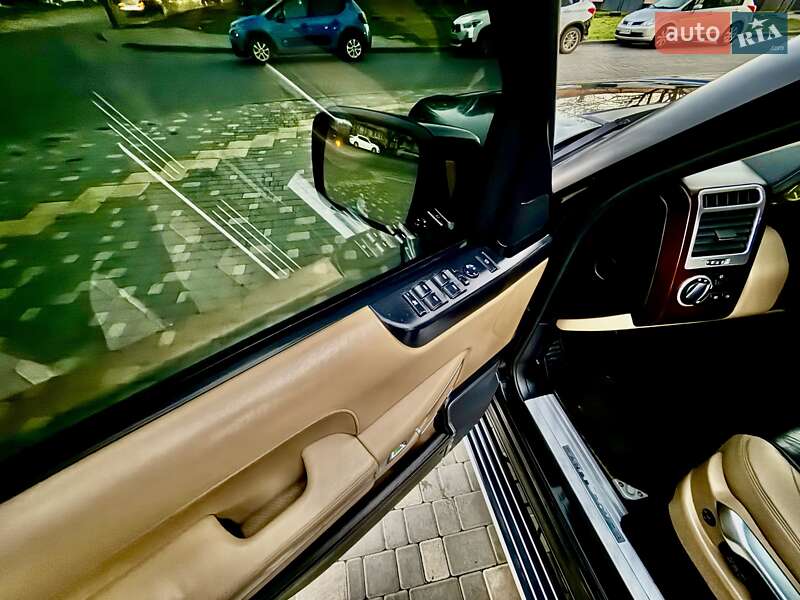 Позашляховик / Кросовер Land Rover Range Rover 2011 в Одесі фото 57 Позашляховик / Кросовер Land Rover Range Rover 2011 в Одесі