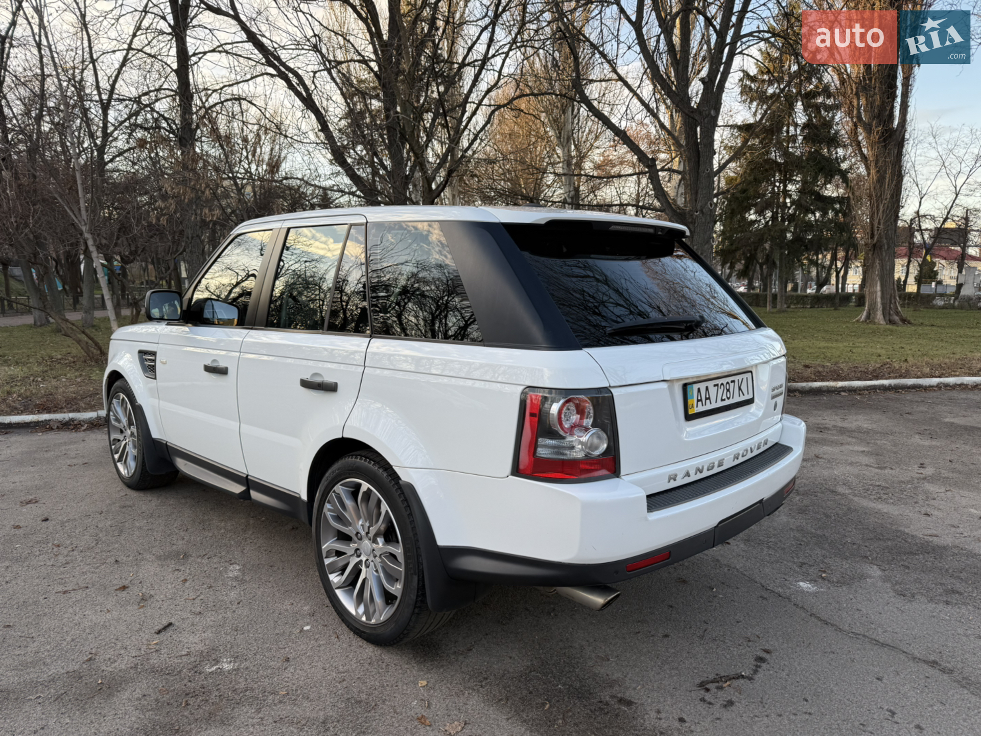 2011 Land Rover Range Rover - мініатюра 9