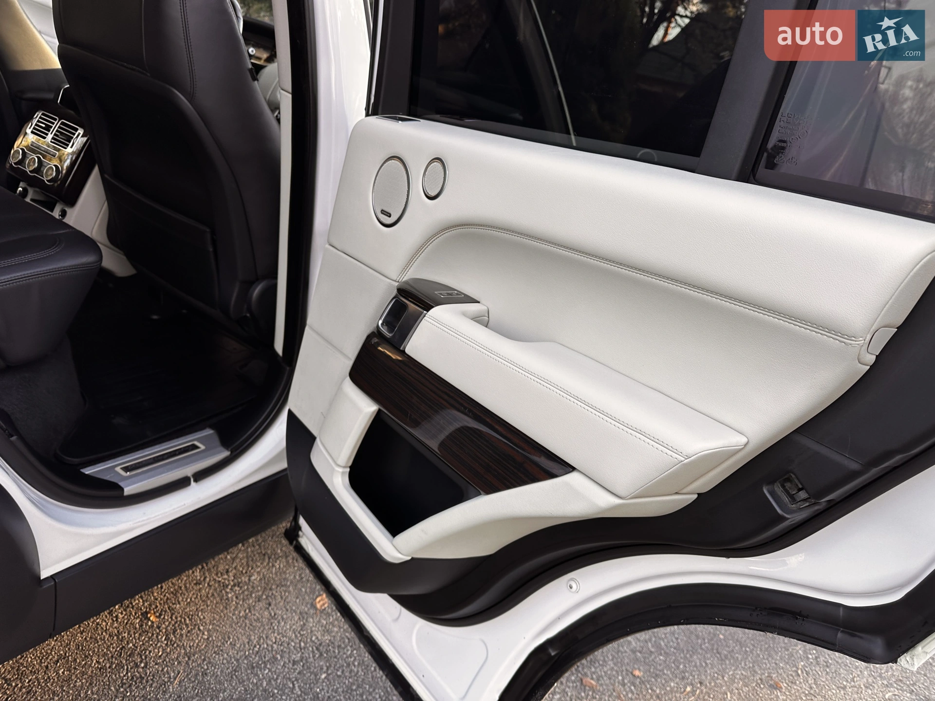 2013 Land Rover Range Rover - мініатюра 34