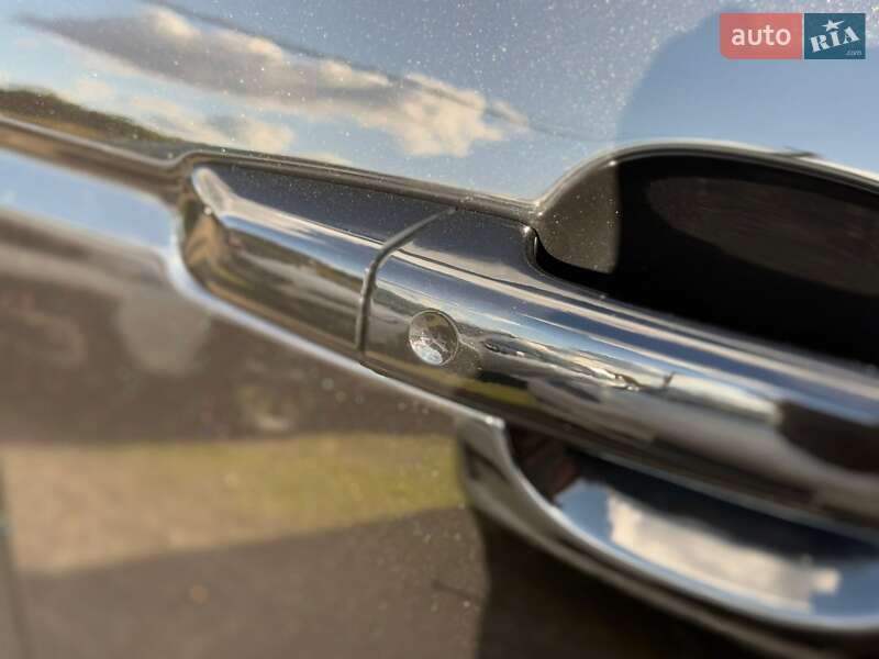 Позашляховик / Кросовер Land Rover Range Rover 2020 в Одесі фото 12 Позашляховик / Кросовер Land Rover Range Rover 2020 в Одесі