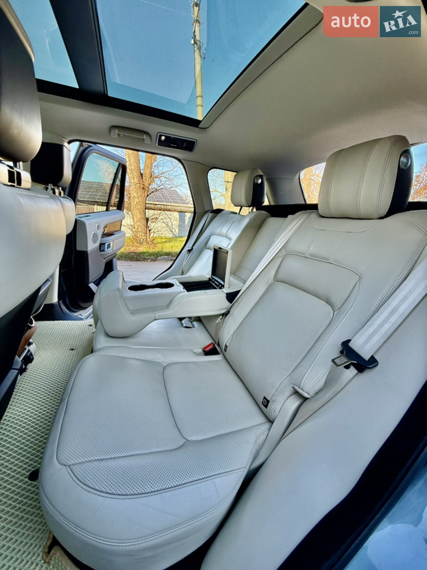 2018 Land Rover Range Rover - мініатюра 38