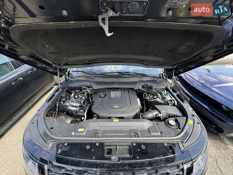 Внедорожник / Кроссовер Land Rover Range Rover 2018 в Киеве фото 43 Внедорожник / Кроссовер Land Rover Range Rover 2018 в Киеве