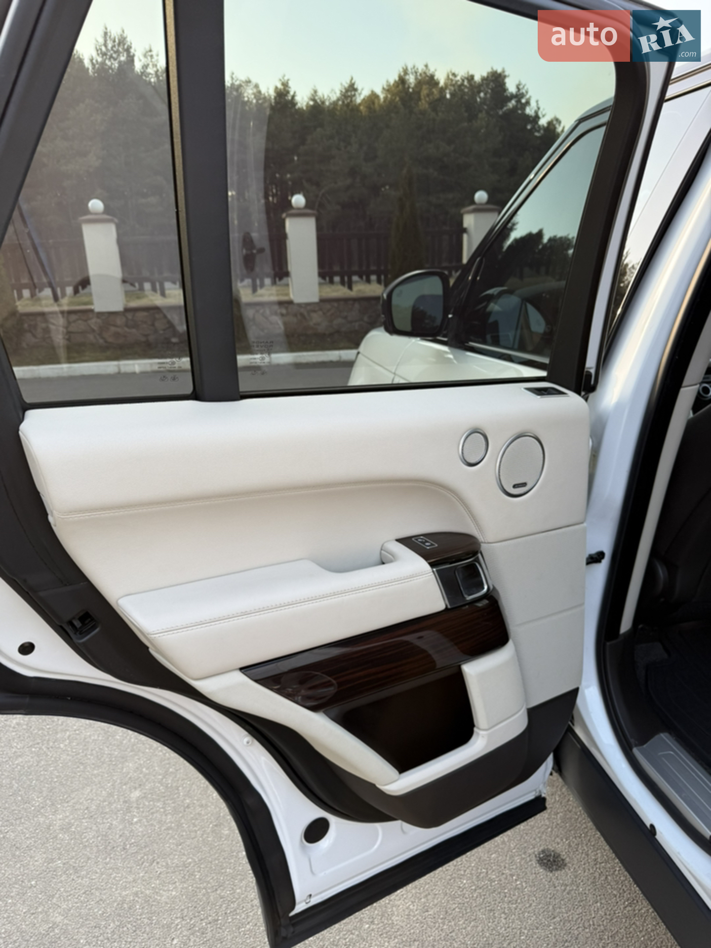 2017 Land Rover Range Rover - мініатюра 52
