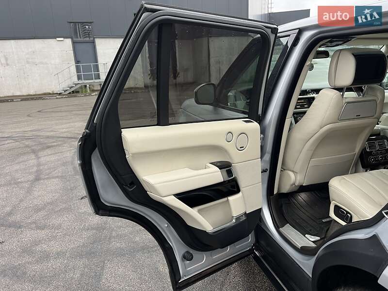 Внедорожник / Кроссовер Land Rover Range Rover 2015 в Киеве