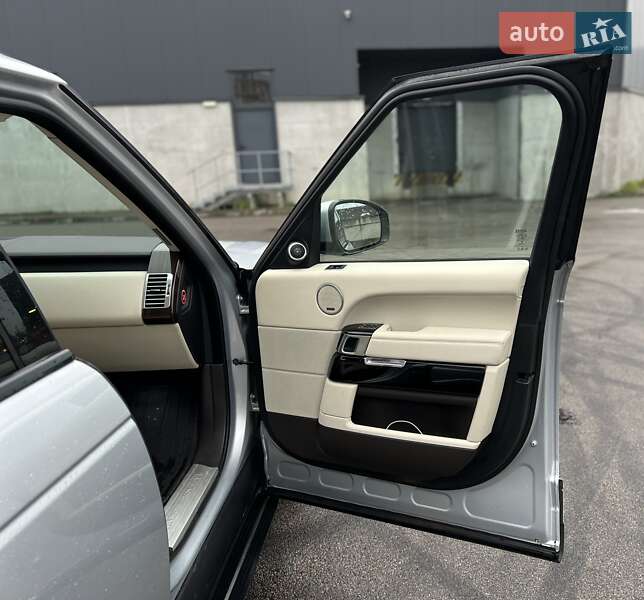 Внедорожник / Кроссовер Land Rover Range Rover 2015 в Киеве