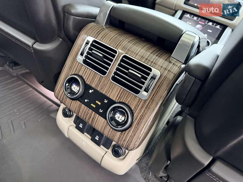 Внедорожник / Кроссовер Land Rover Range Rover 2018 в Киеве