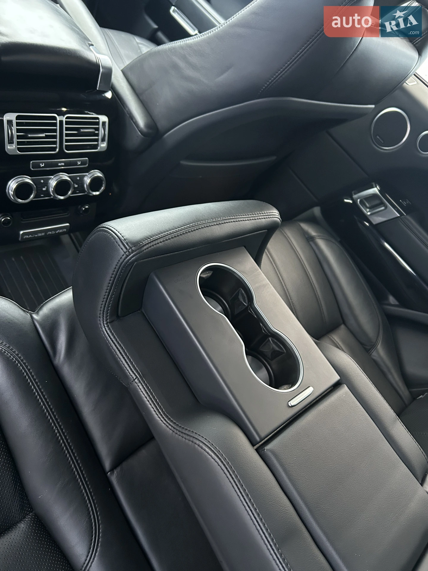 2016 Land Rover Range Rover - мініатюра 25