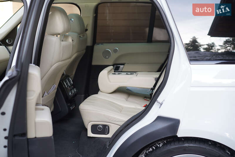 Внедорожник / Кроссовер Land Rover Range Rover 2016 в Киеве