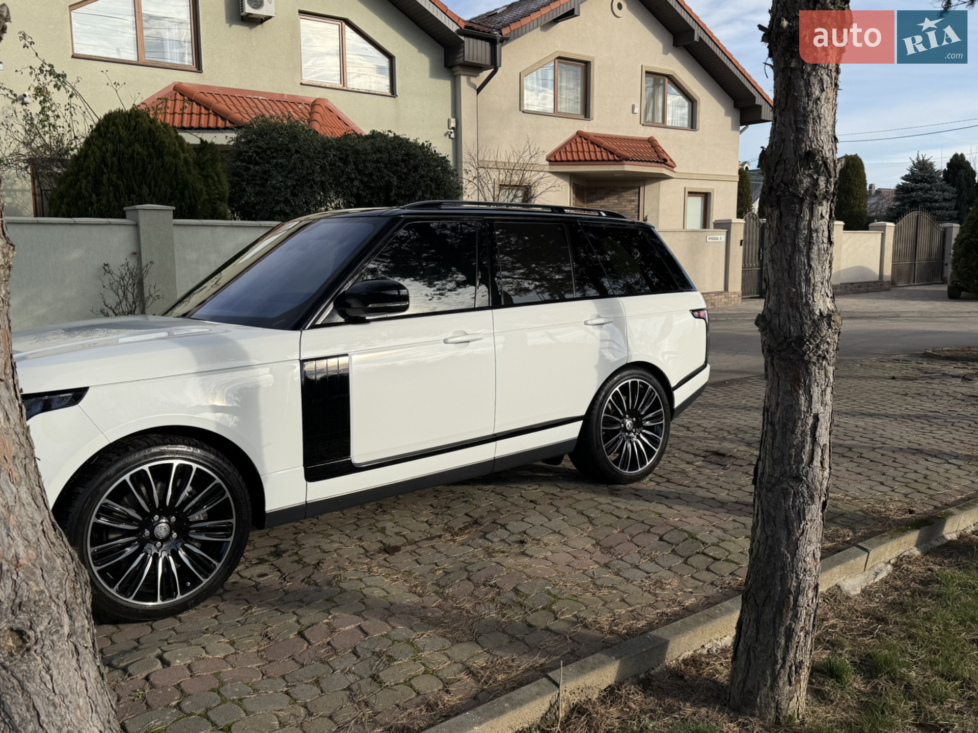2020 Land Rover Range Rover - мініатюра 18