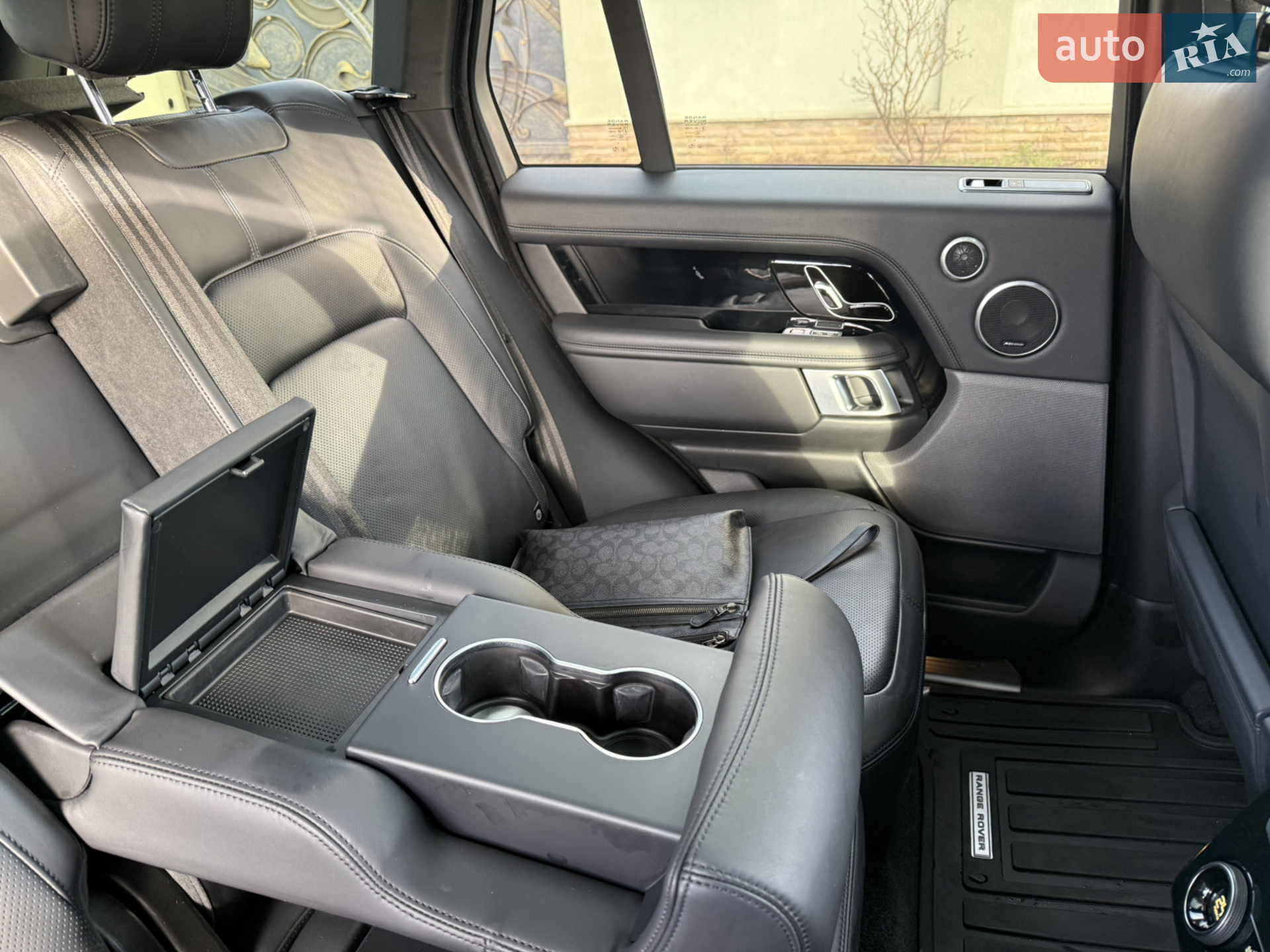 2020 Land Rover Range Rover - мініатюра 36