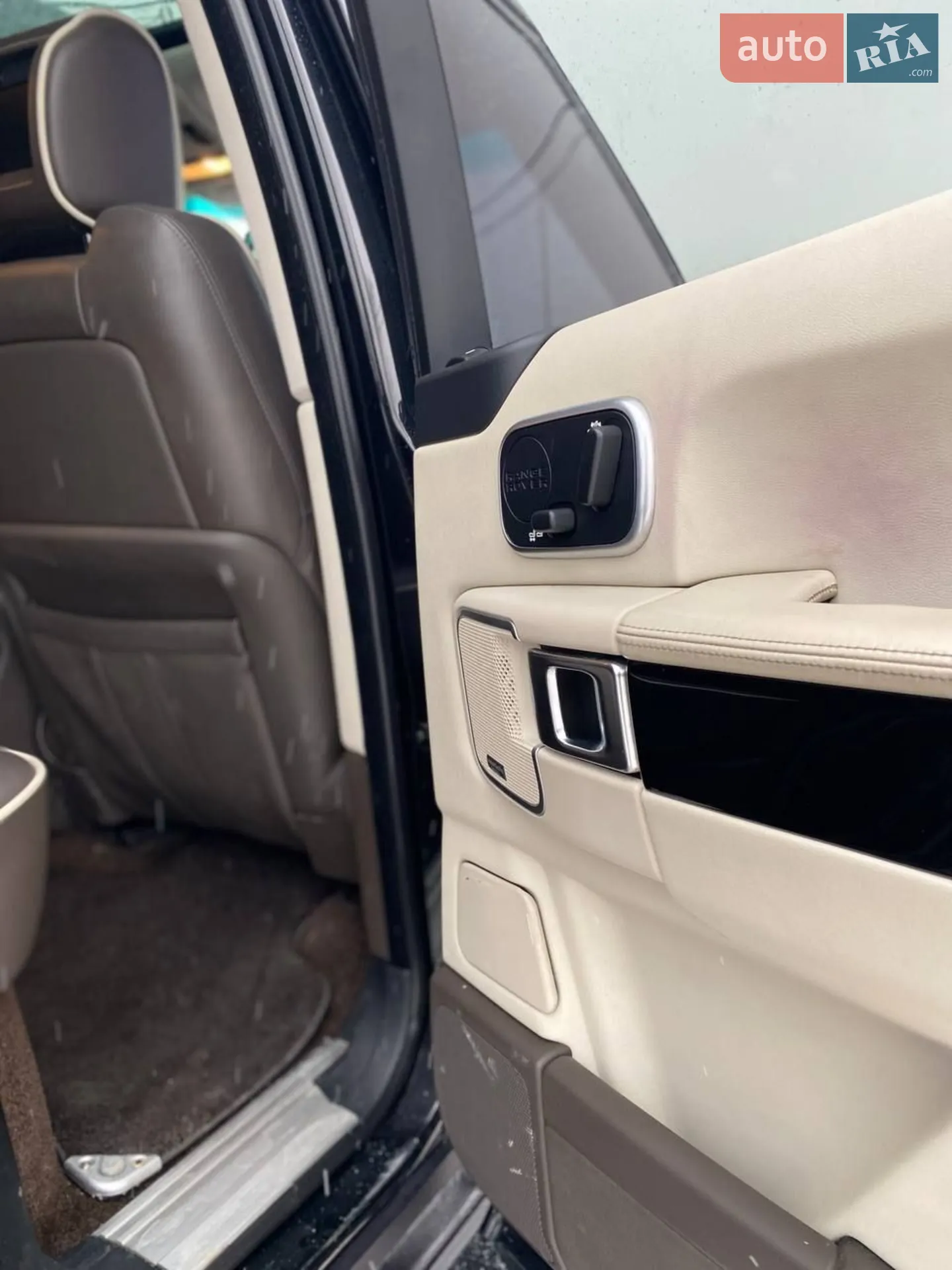 2011 Land Rover Range Rover - мініатюра 12